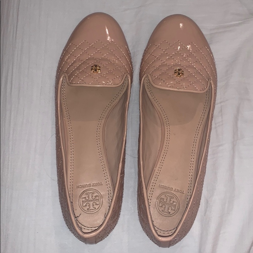 Tory Burch nude loafers size 8
